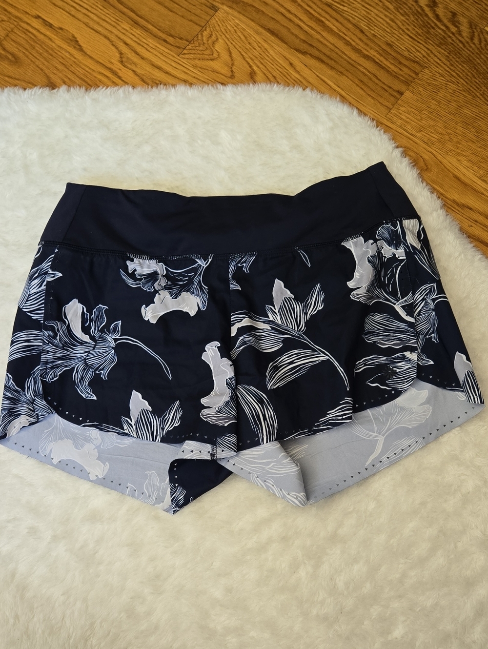 Athleta Floral Athletic Shorts, Womens Small